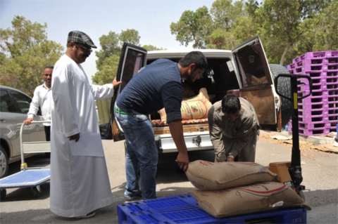 مؤسسة خليفة الإنسانية تعتمد تصاميم مراكز توزيع المواد الغذائية