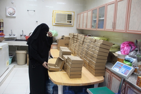 مؤسسة خليفة الإنسانية توزع 4 ملايين وجبة وسلة غذائية