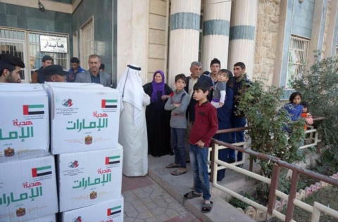 مساعدات مؤسسة خليفة الانسانية تصل الى أسر عراقية نازحة بمحافظة دهوك العراقية