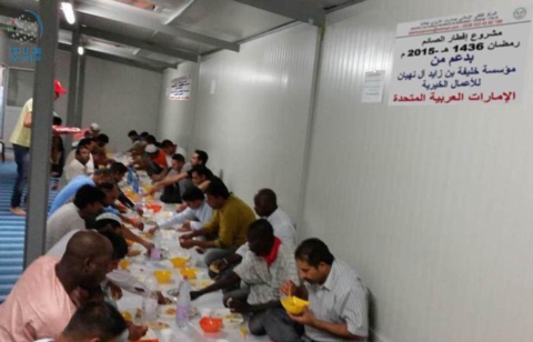 مؤسسة خليفة الإنسانية تنفذ مشروع إفطار صائم في صارونو وأنجويلارا بايطاليا