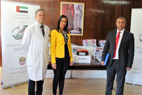 مؤسسة خليفة الإنسانية تقدم أجهزة طبية لمستشفى كيكيندا في صربيا