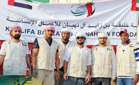 وصول سفينة مساعدات إماراتية إلى سقطرى