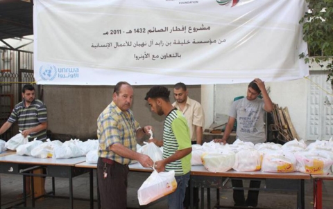 خليفة الإنسانية توزع 50 ألف وجبة في فلسطين