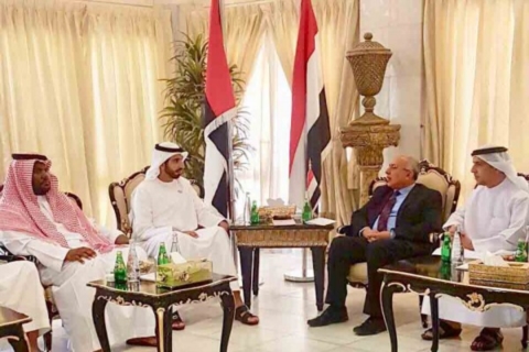 شخبوط بن نهيان يفتتح المركز الإعلامي للجنة العليا للإغاثة اليمنية بسفارة اليمن في الرياض