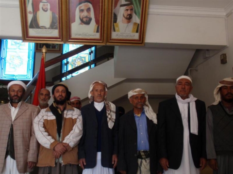 سفارة الدولة في صنعاء تشرف على تفويج حجاج يمنيين على نفقة مؤسسة خليفة الإنسانية