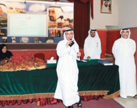 مؤسسة خليفة الإنسانية تدعم 30 ألف طالب وطالبة في 700 مدرسة