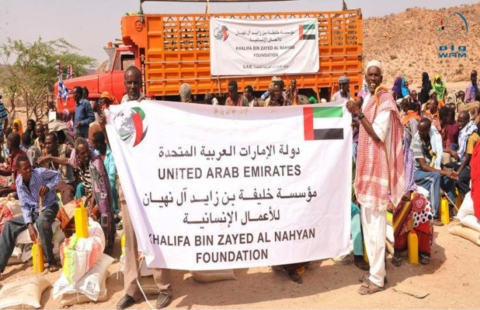 مؤسسة خليفة الإنسانية تواصل توزيع المساعدات الغذائية على الشعب الصومالي