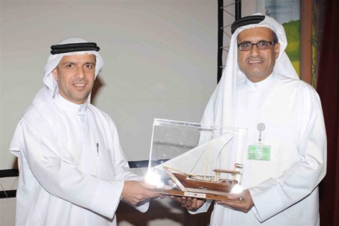 خليفة للأعمال الإنسانية تكرم 179 منسقاً من منطقة أبوظبي التعليمية
