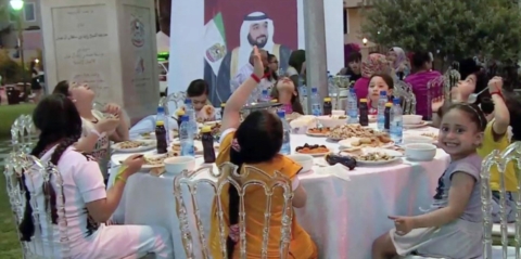 وزعت 590 طن تمور في 33 دولة : مؤسسة خليفة الإنسانية نفذت إفطار صائم في 59 دولة خلال الشهر الفضيل