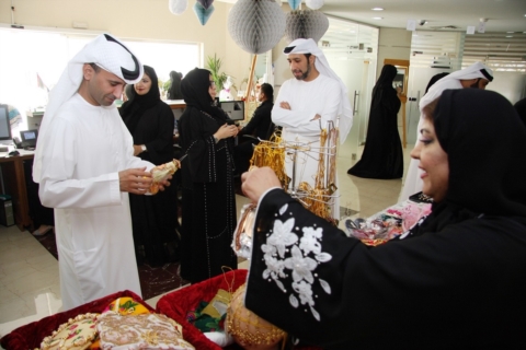 مؤسسة خليفة الإنسانية وتدوير ينظمان معرض يوم الخير