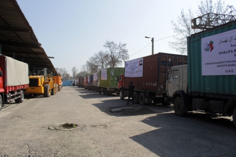 مؤسسة خليفة الإنسانية تسير قافلة إغاثة الى طاجيكستان