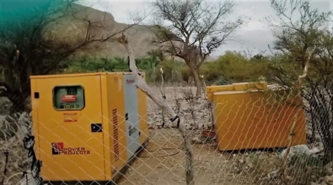 مؤسسة خليفة الإنسانية تروي عطش منطقة نائية في سقطرى