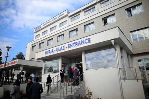 إفتتاح مستشفى الشيخ زايد في كوسوفا بتمويل من مؤسسة خليفة الإنسانية