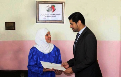مؤسسة خليفة الإنسانية تقدم منح دراسية لتعليم 60 طالبا وطالبة من النازحين السوريين