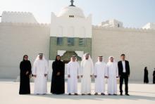 وفد من مؤسسة خليفة الإنسانية يزور قصر الحصن بأبوظبي
